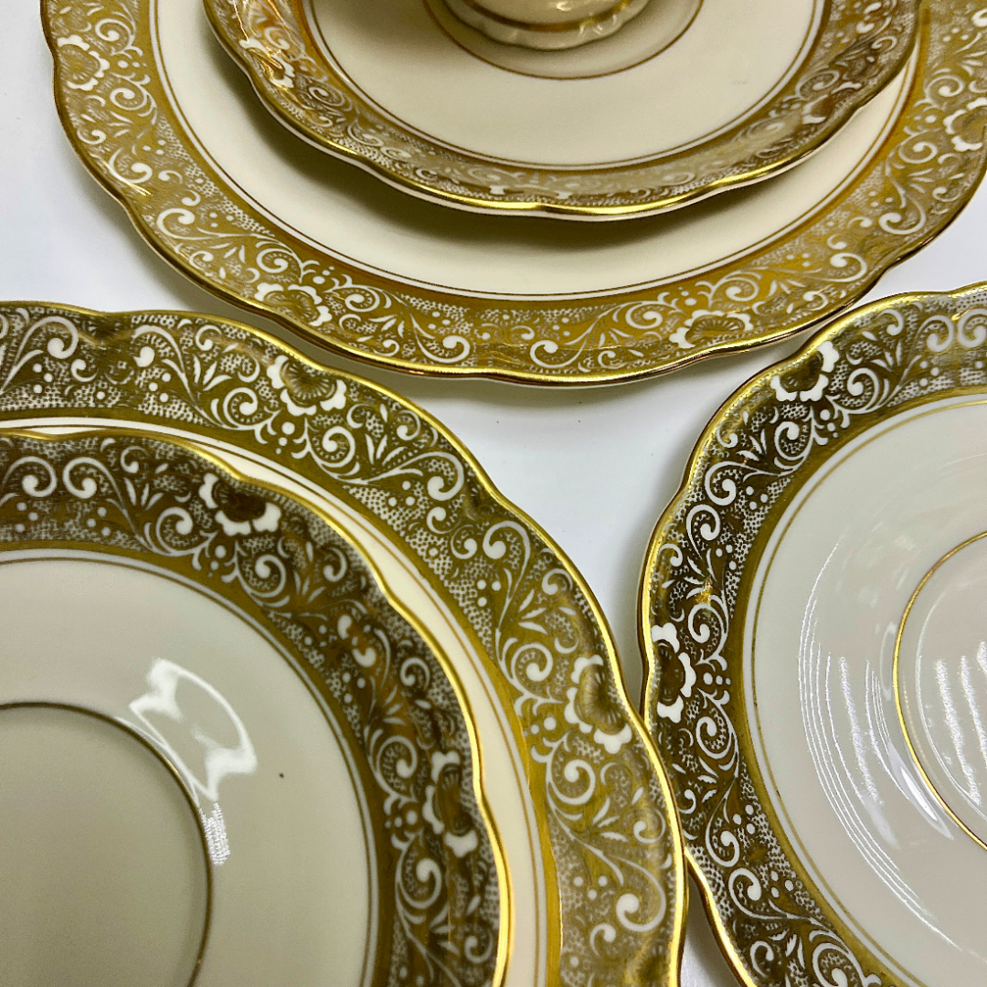 Кофейное трио Konigl pr Tettau Германия 1954-68гг, фарфор айвори, позолота, 130мл. Картинка 6